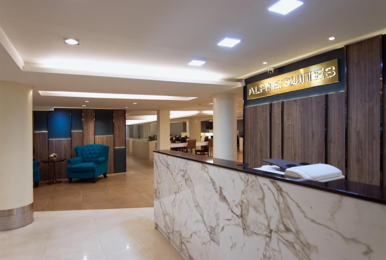 Grand Alpine Hotel Bangkok Kültér fotó