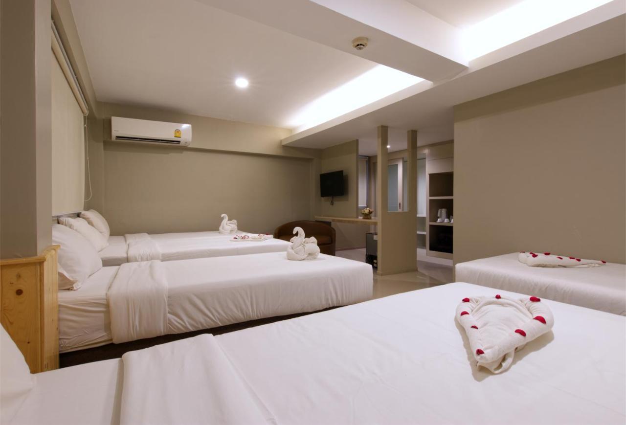 Grand Alpine Hotel Bangkok Kültér fotó